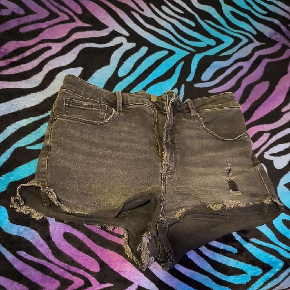 Good American | Distressed Black Jean Shorts